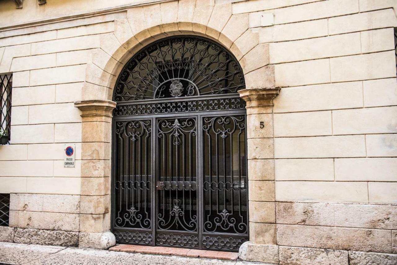 Στούντιο Διαμέρισμα 76 τ.μ. με 1 ιδιωτικό μπάνιο σε Τσιτά Άντικα Βερόνα Εξωτερικό φωτογραφία